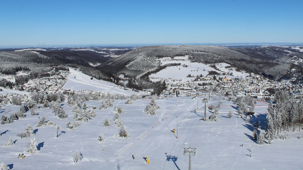 Skigebiet Willingen vom Hochheideturm